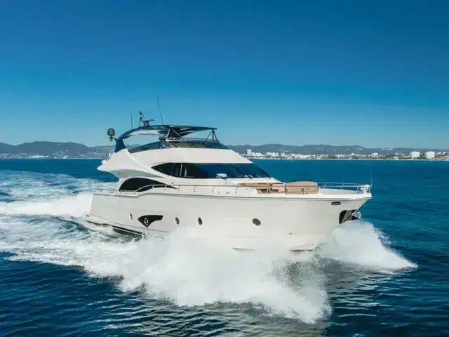 Marquis 72' FlyBridge