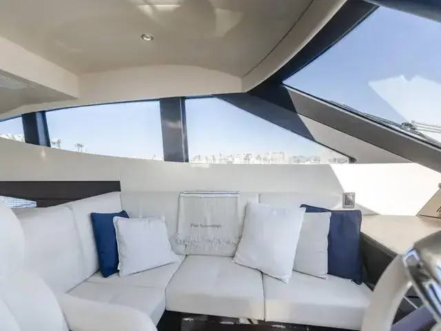 Marquis 72' FlyBridge