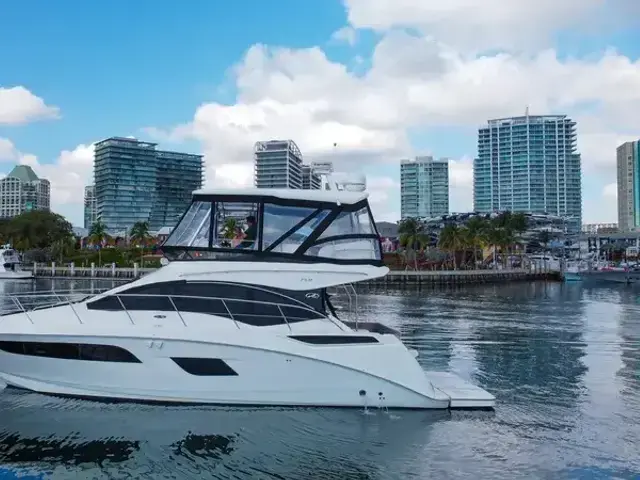 Sea Ray 40