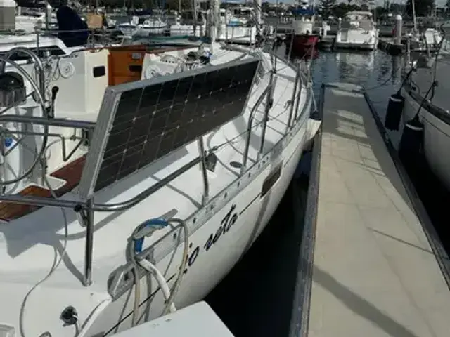 Beneteau Oceanis 350