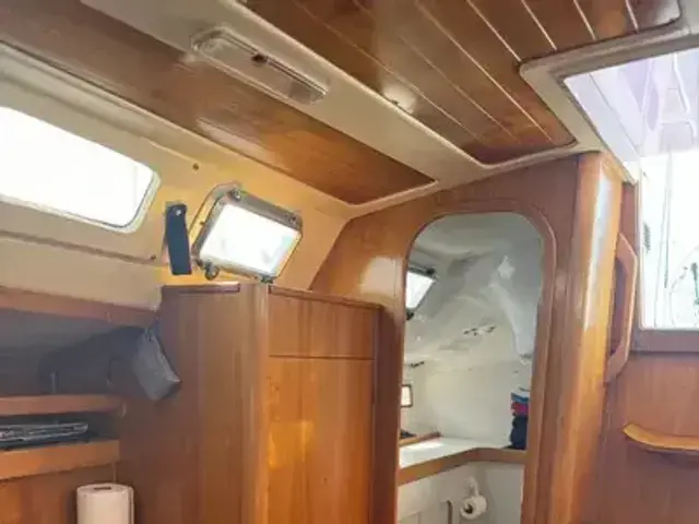 Beneteau Oceanis 350