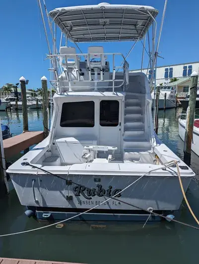 2000 Luhrs