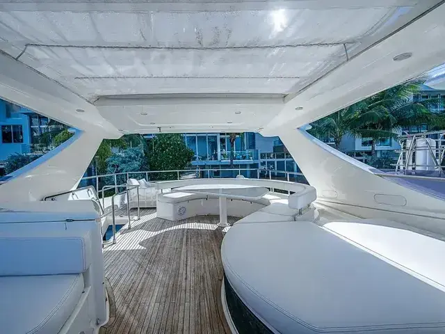 Ferretti Yachts 780