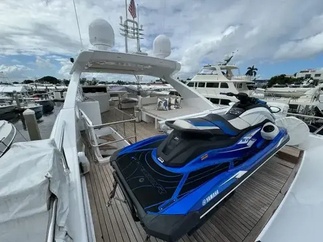 Ferretti Yachts 840 Altura