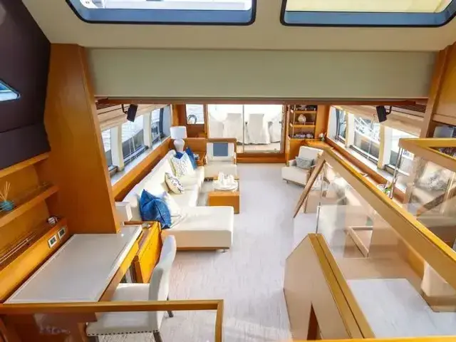 Ferretti Yachts 840 Altura