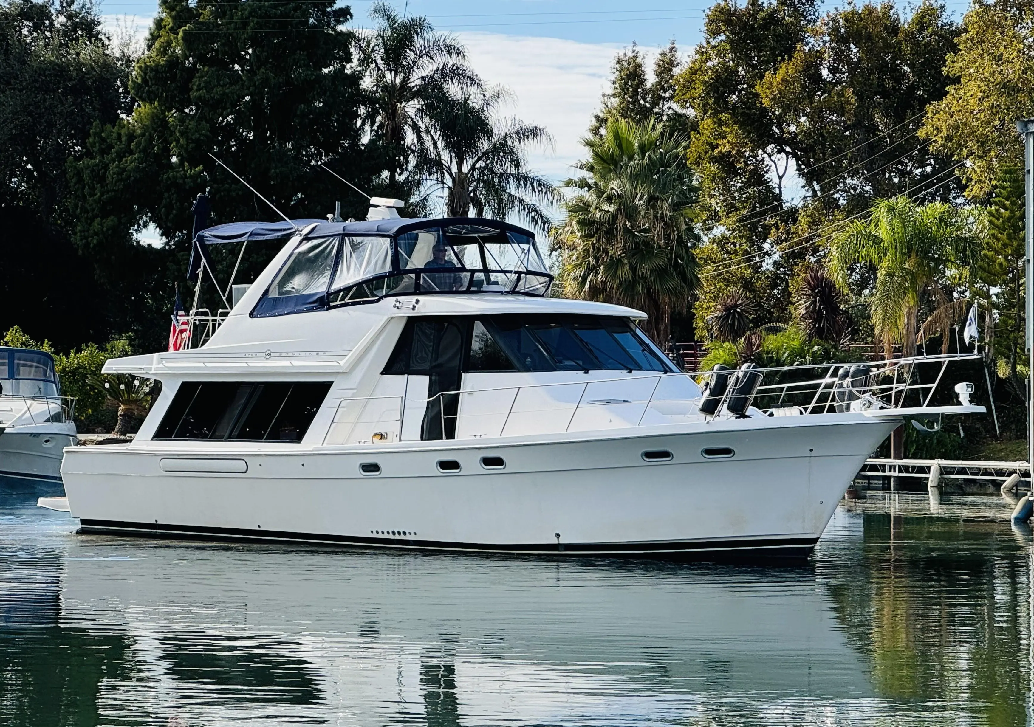 1994 Bayliner 4788 pilothouse motor yacht