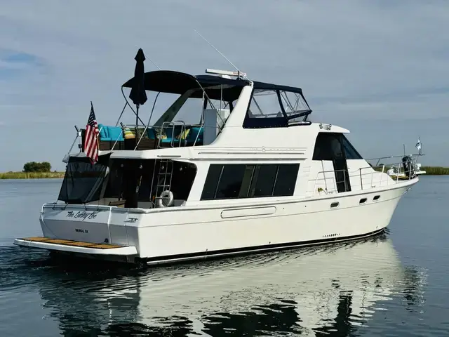 Bayliner 4788 Pilothouse Motor Yacht