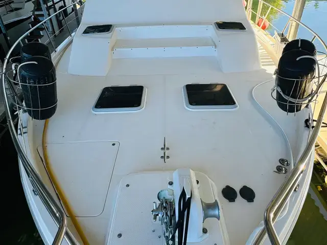 Bayliner 4788 Pilothouse Motor Yacht