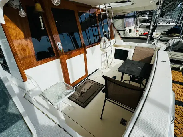 Bayliner 4788 Pilothouse Motor Yacht