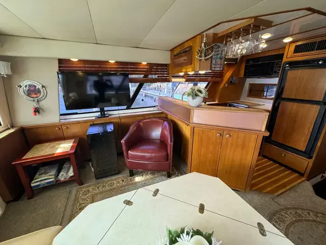 Bayliner 4788 Pilothouse Motor Yacht