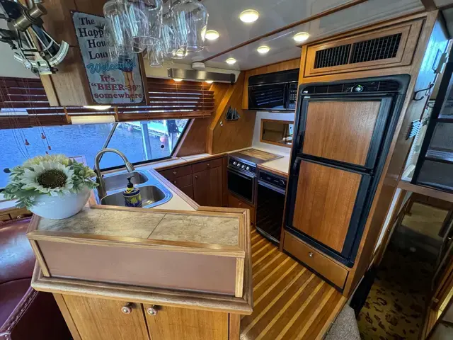 Bayliner 4788 Pilothouse Motor Yacht