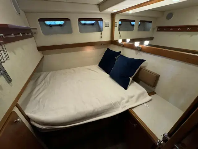 Bayliner 4788 Pilothouse Motor Yacht