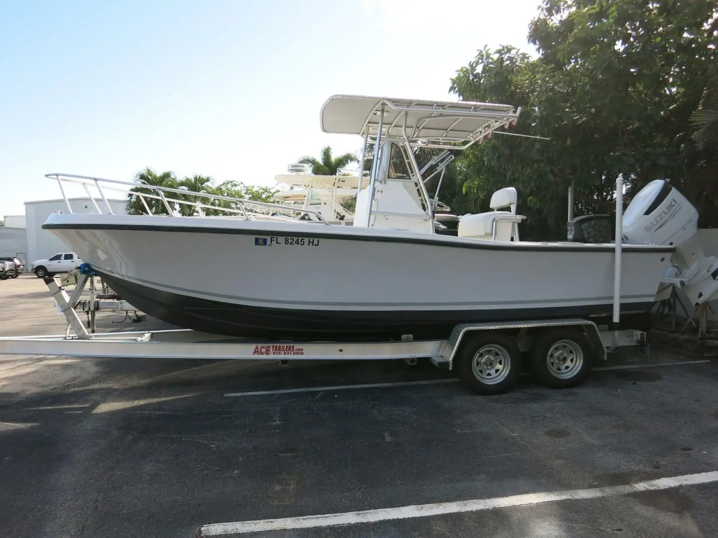 1993 Mako 221 center console