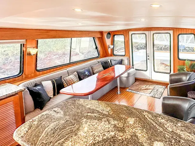 Navigator 56 Pilothouse Classic