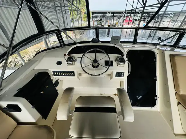 Bayliner 4788 Pilothouse Motor Yacht