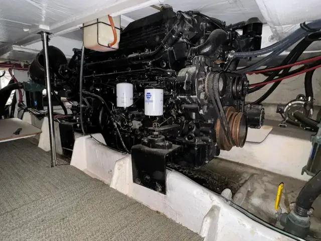 Bayliner 4788 Pilothouse Motor Yacht