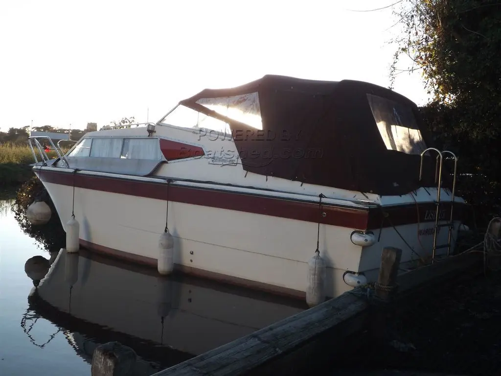 1980 Seamaster 820 soft top