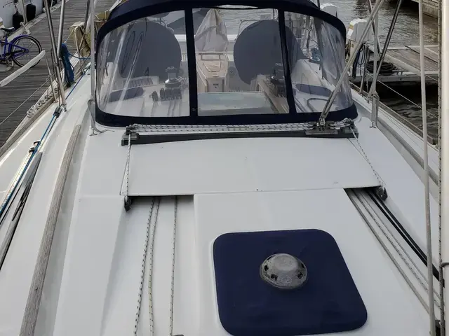 Beneteau Oceanis 43