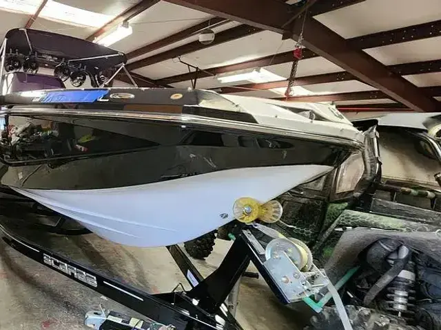 Scarab 255 Platinum Se