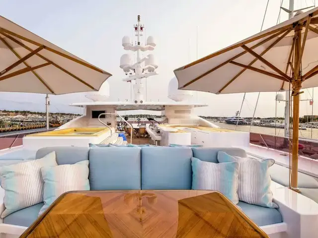 Trinity Yachts Custom