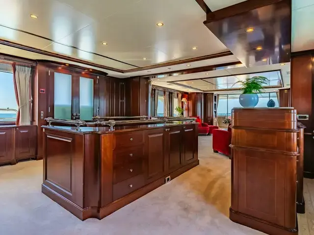 Benetti 120 Classic