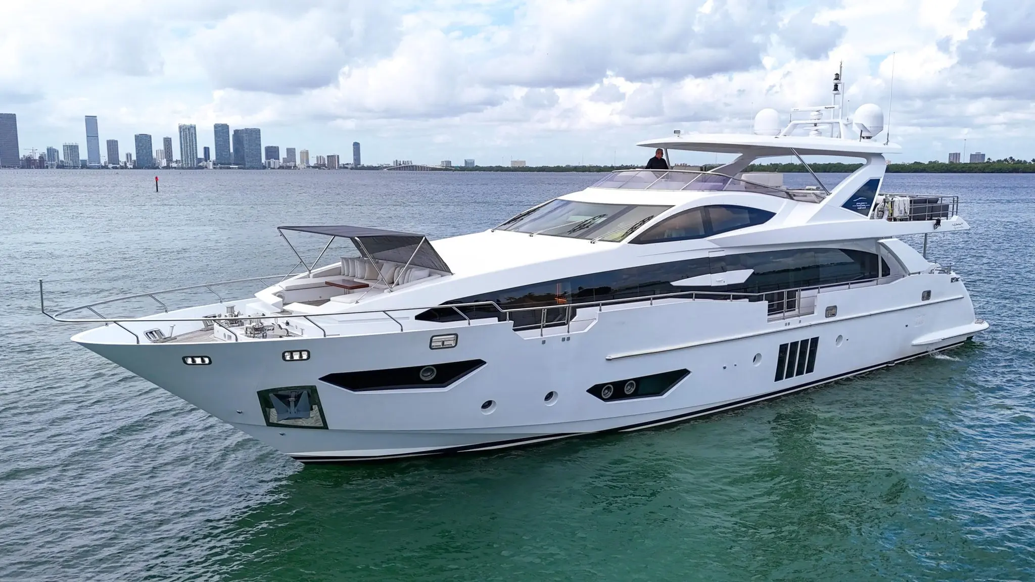 2017 Azimut 30 metri