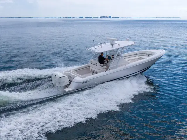 Intrepid 327 Center Console