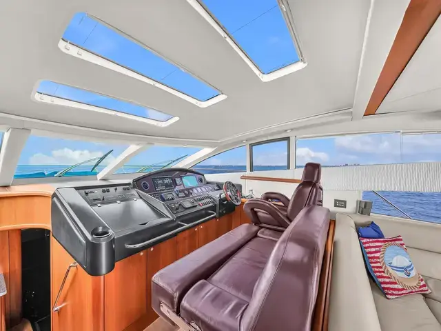 Sunseeker Predator 72