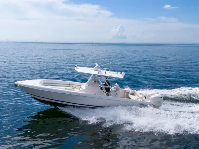 Intrepid 327 Center Console