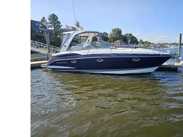 Monterey 355 Sport Yacht