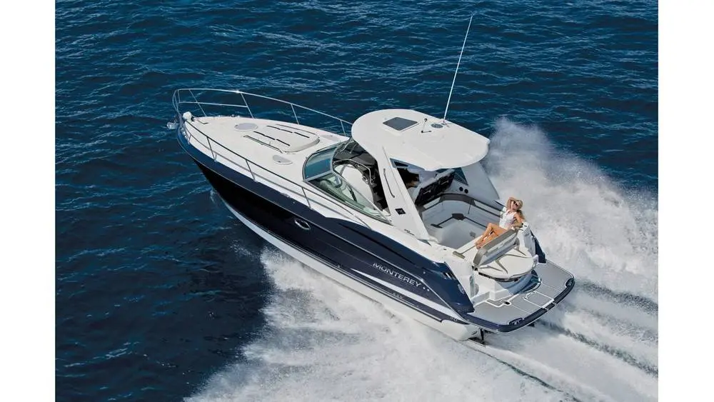 2018 Monterey 355 sport yacht