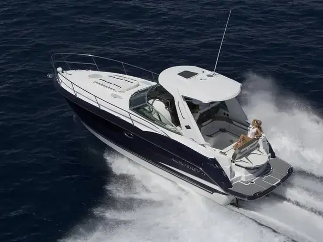 Monterey 355 Sport Yacht