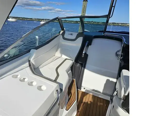 Monterey 355 Sport Yacht