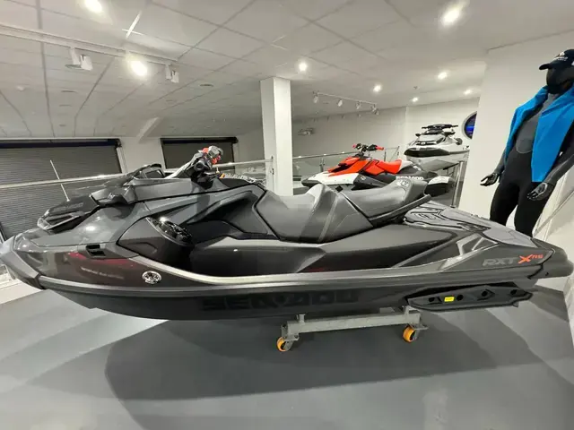 Sea Doo RXT X 300