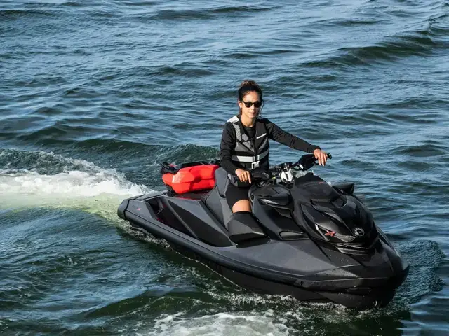 Sea Doo RXP X 300 TRIPLE BLACK