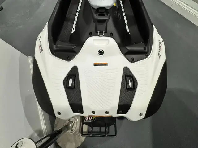 Sea Doo 2024 Trixx 1up