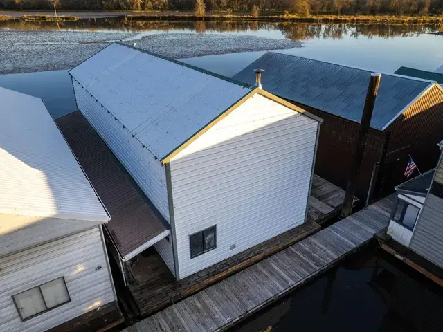 Larson Boathouse