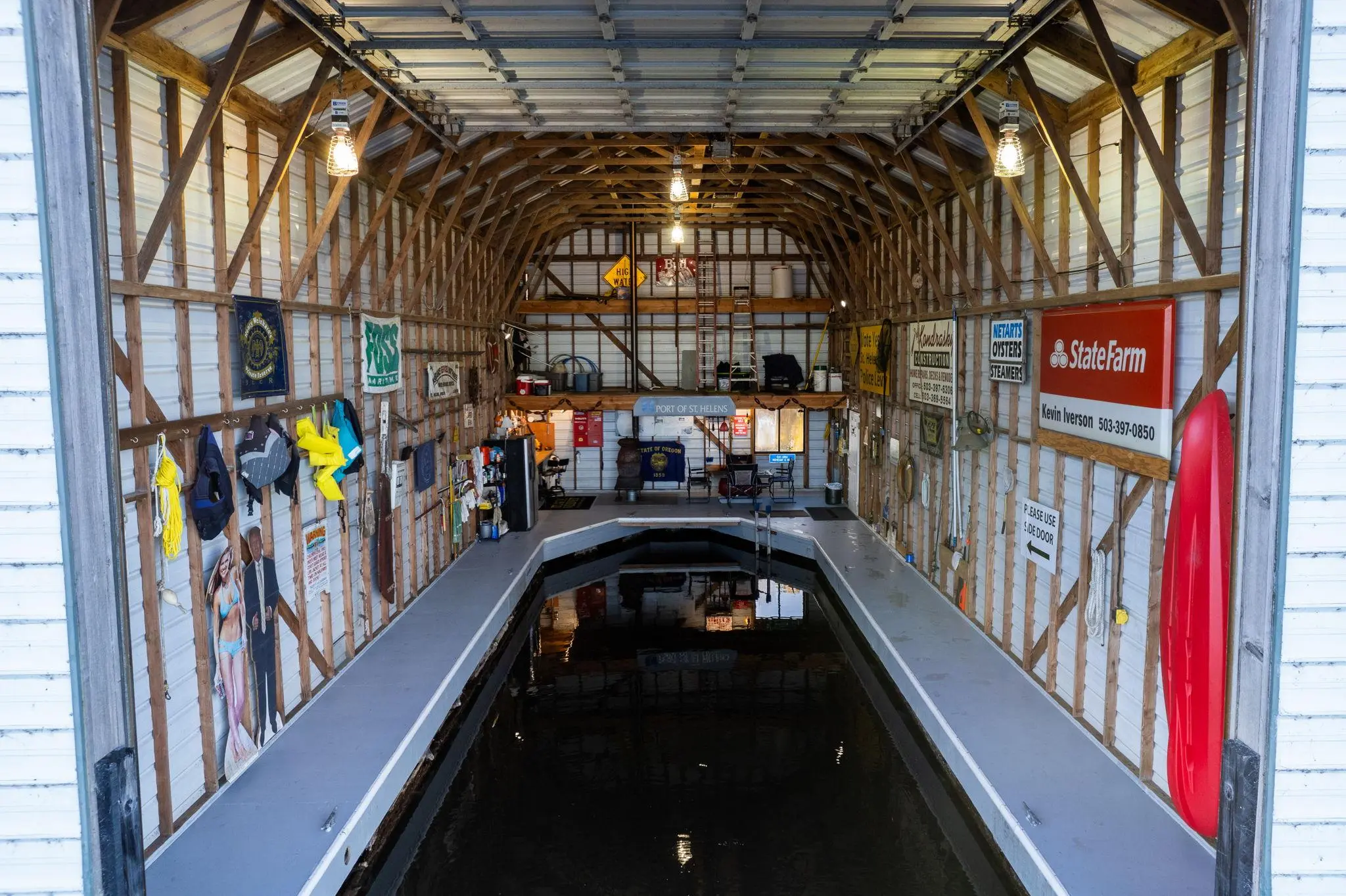 1983 Larson boathouse