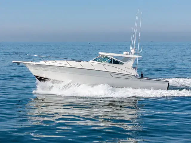 Tiara Yachts 4300 Open Magic