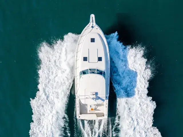 Tiara Yachts 4300 Open Magic