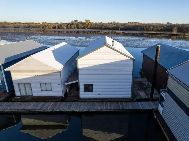 Larson Boathouse