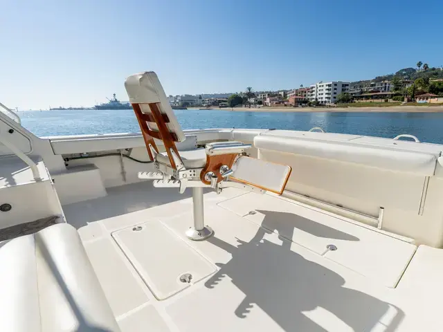 Tiara Yachts 4300 Open Magic