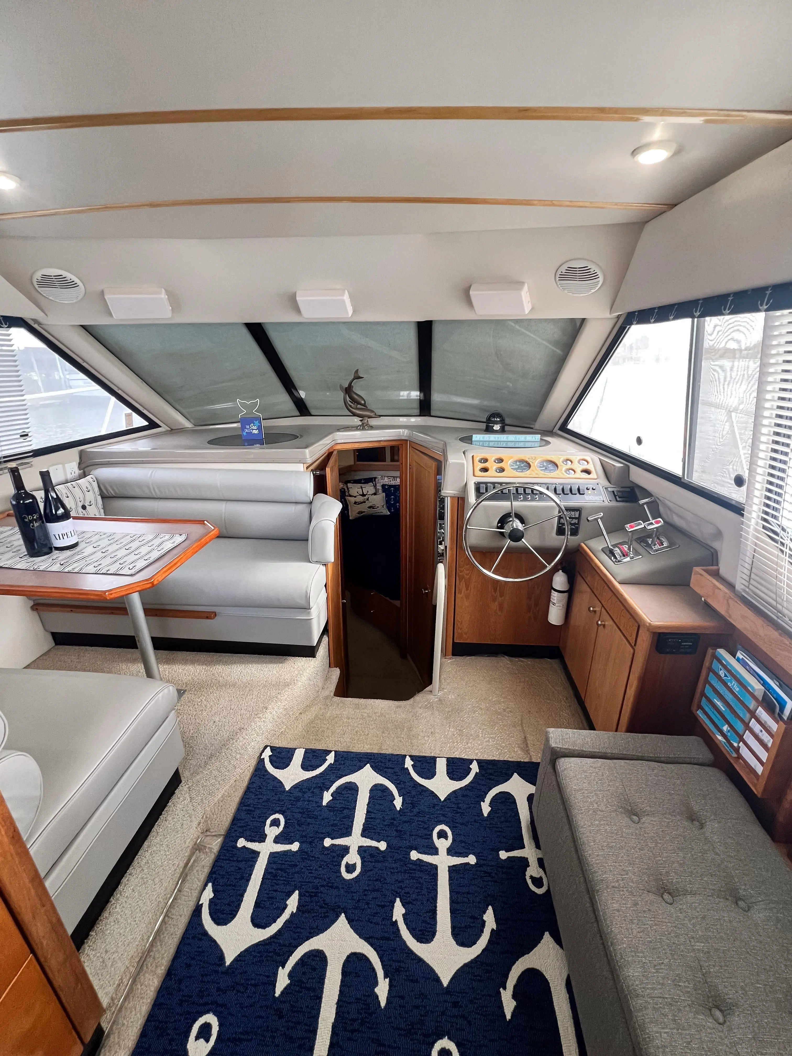 1998 Bayliner 3587 aft cabin