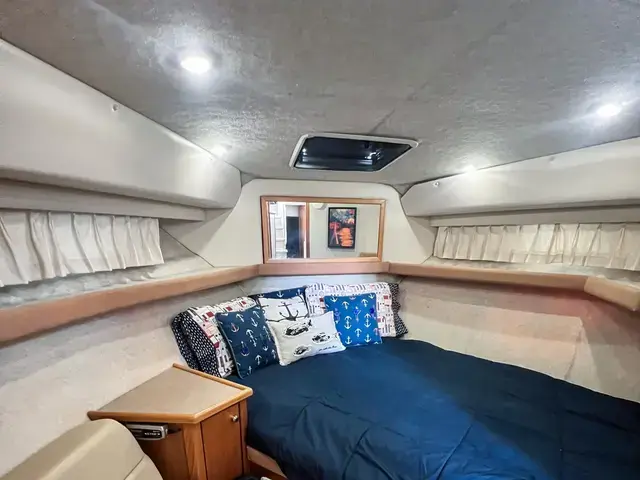 Bayliner 3587 Aft Cabin