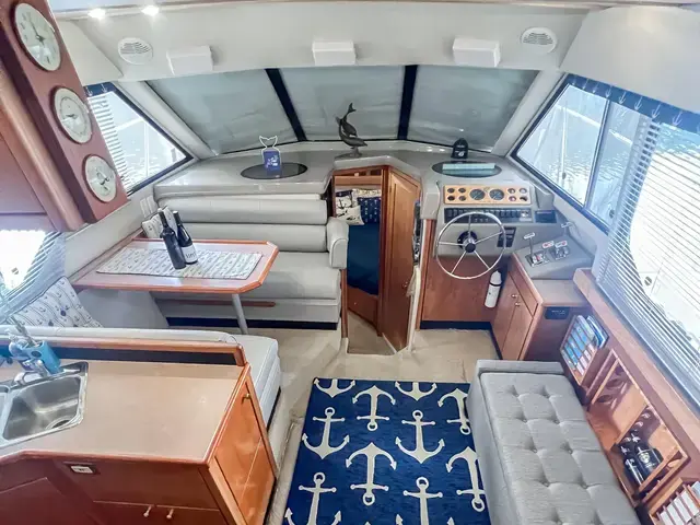 Bayliner 3587 Aft Cabin