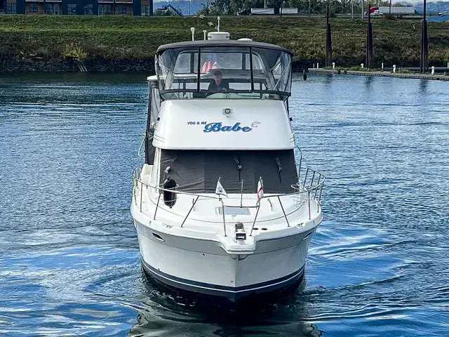 Bayliner 3587 Aft Cabin