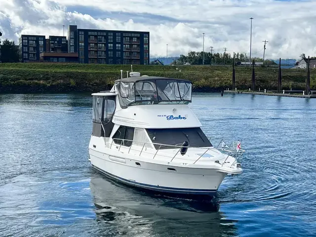 Bayliner 3587 Aft Cabin