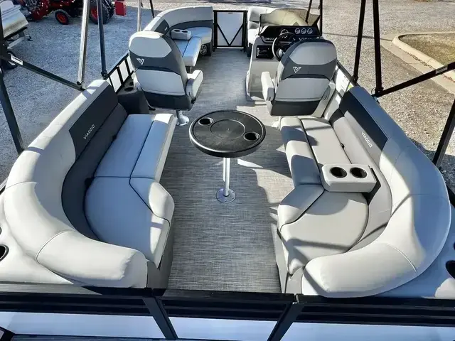 Viaggio Lago V 20 U (Quad Lounge) - IN STOCK