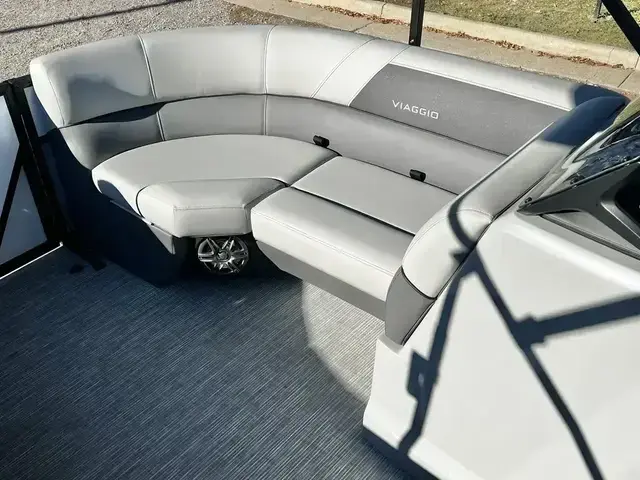 Viaggio Lago V 20 U (Quad Lounge) - IN STOCK