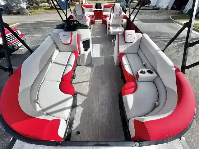 Avalon LSZ 25' Quad Lounge Shift - Triple Toon - IN STOCK